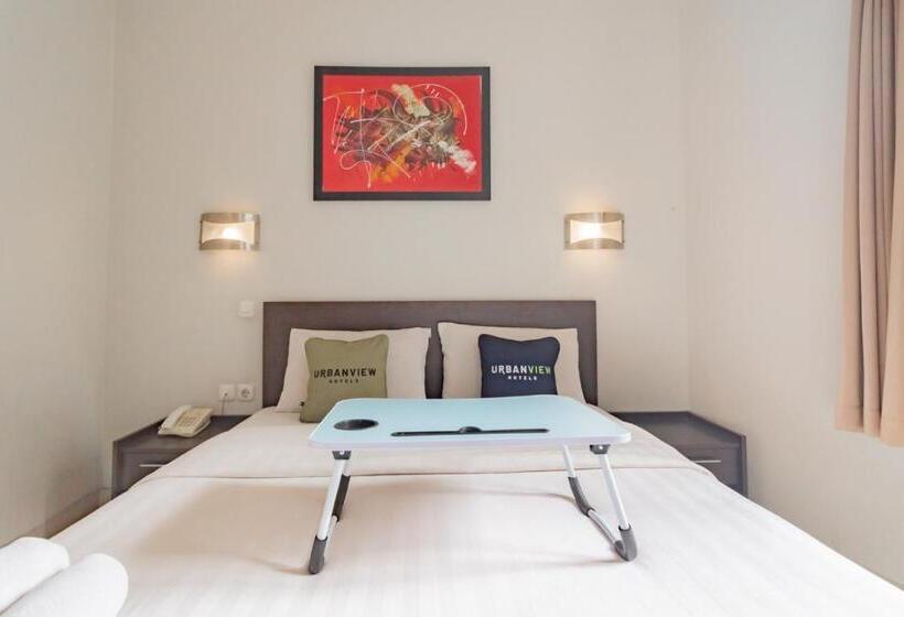 Urbanview Hotel Grand Malabar Bandung