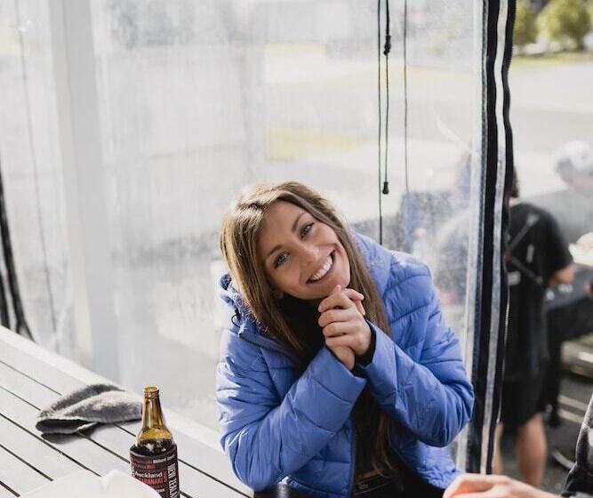 호스텔 Surf N Stay Whangamata