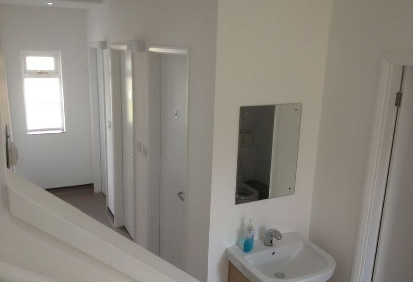 هاستل Thorney How