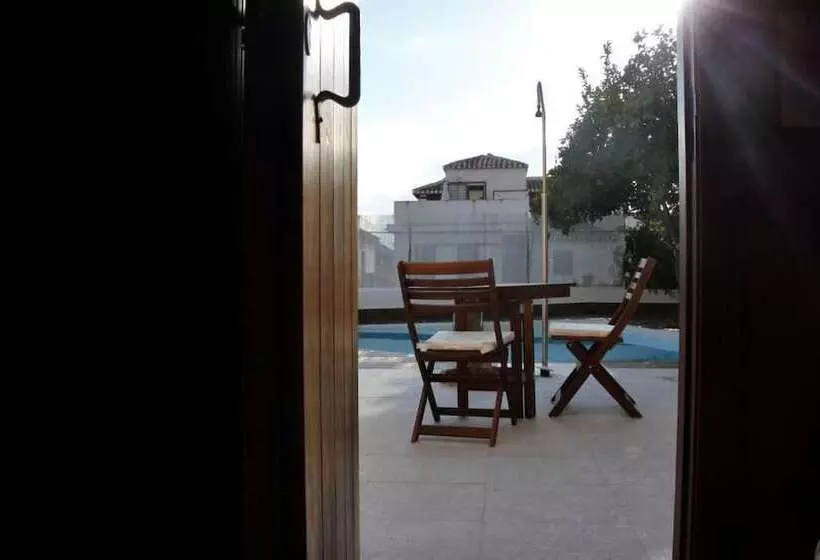 تختخواب و صبحانه Candil Suite Realejo