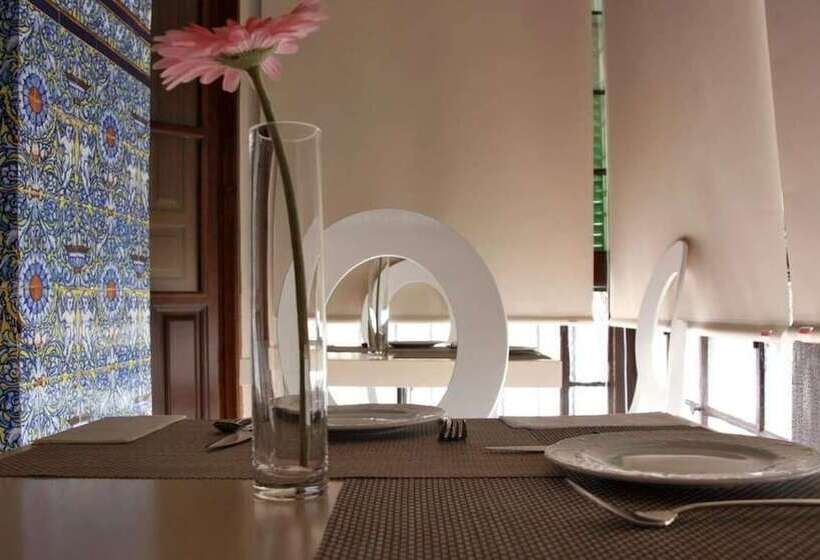 تختخواب و صبحانه Candil Suite Realejo