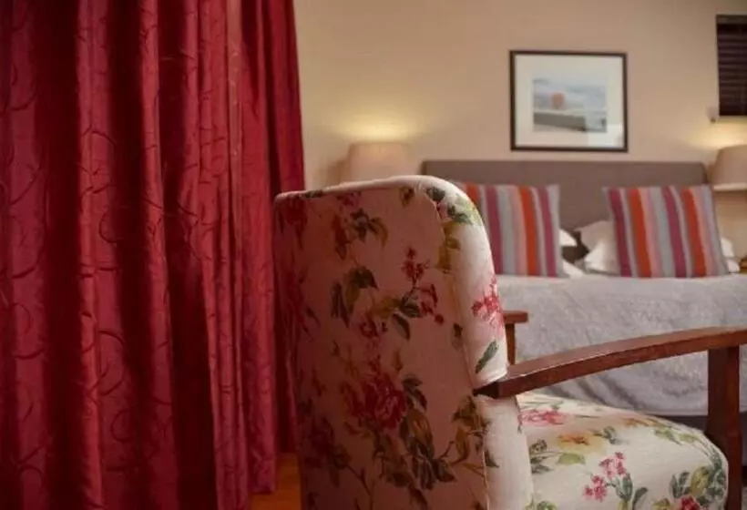 ベッドアンドブレックファースト Harewood Lodge