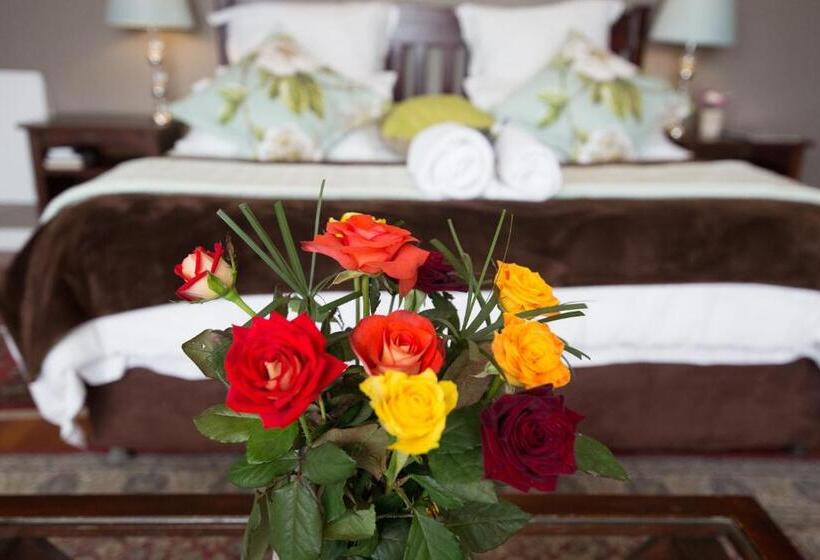 ベッドアンドブレックファースト Harewood Lodge