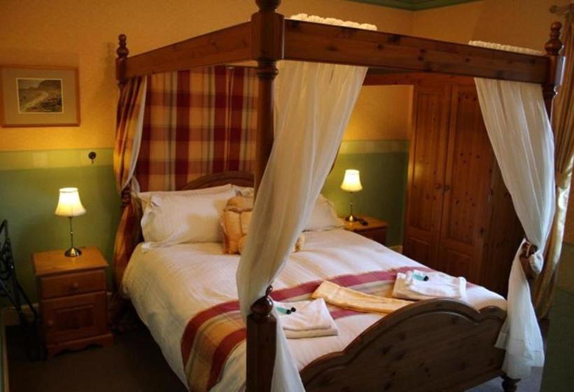 민박 Highland House Callander