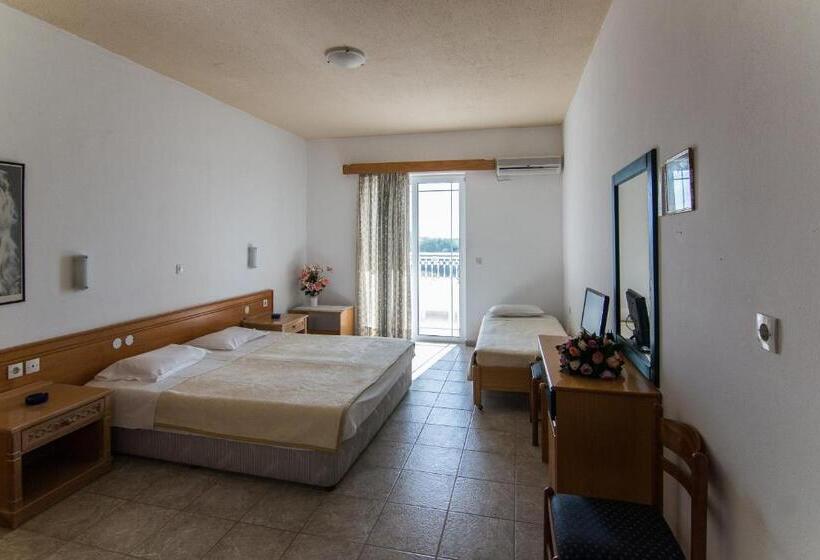 Faliraki Dream Studios & Apartments