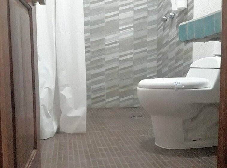 فندق Arrecife Huatulco Plus