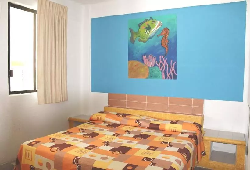 ホテル Arrecife Huatulco Plus