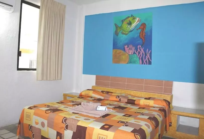 ホテル Arrecife Huatulco Plus