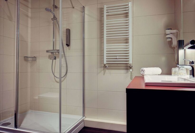 Отель Amedia Amsterdam Airport Schiphol, Trademark Collection By Wyndham