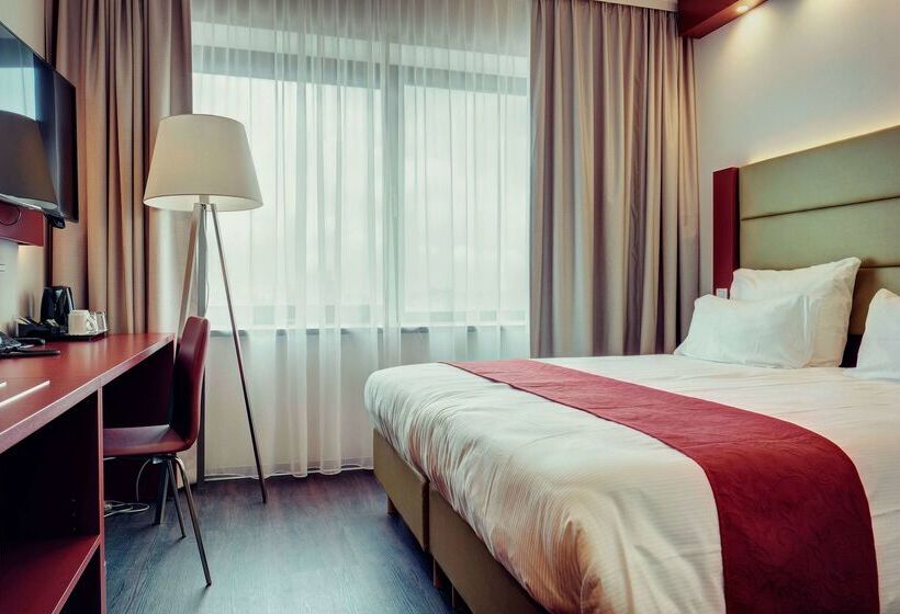 Отель Amedia Amsterdam Airport Schiphol, Trademark Collection By Wyndham