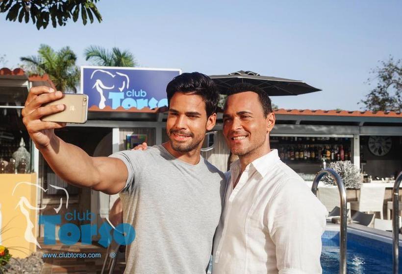 호텔 Club Torso Gay Men Only