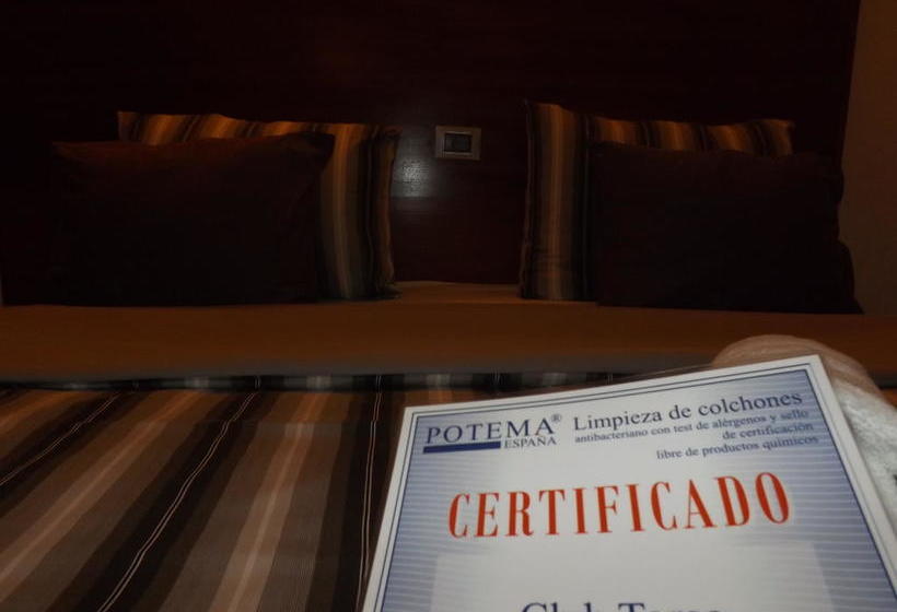 호텔 Club Torso Gay Men Only