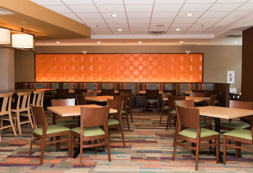 Szálloda Fairfield Inn & Suites By Marriott Edmonton North