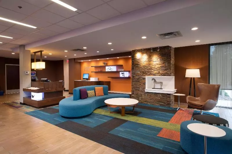 Hotelli Fairfield Inn & Suites By Marriott Edmonton North
