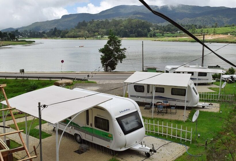 בית מלון כפרי Go Outdoors Caravan Park Nuwara Eliya