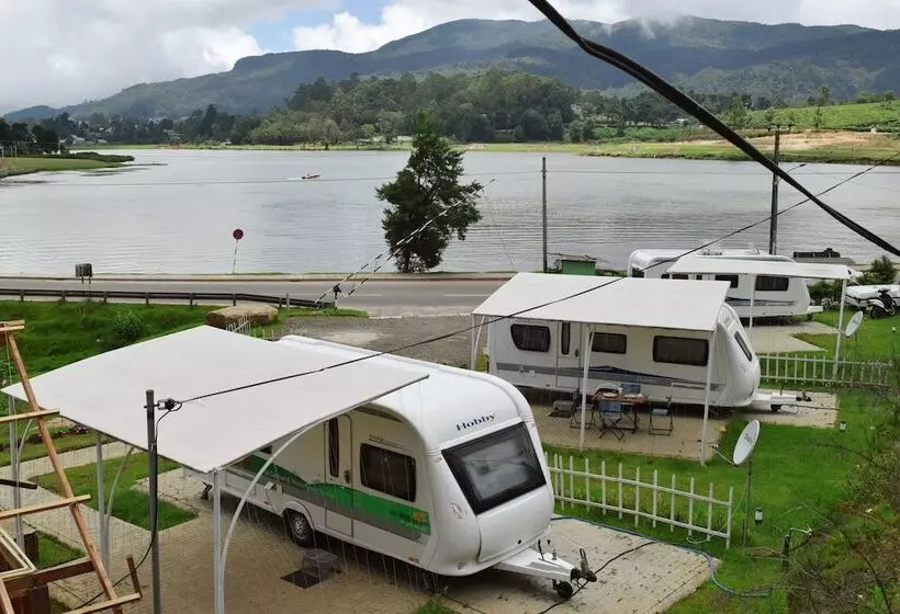 هتل Go Outdoors Caravan Park Nuwara Eliya
