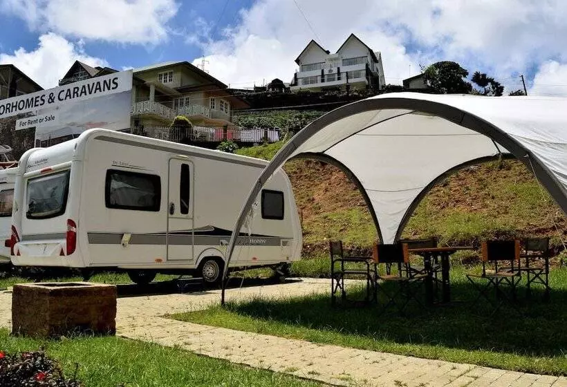 هتل Go Outdoors Caravan Park Nuwara Eliya