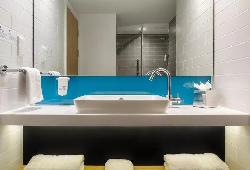 هتل Holiday Inn Express Dublin City Centre, An Ihg