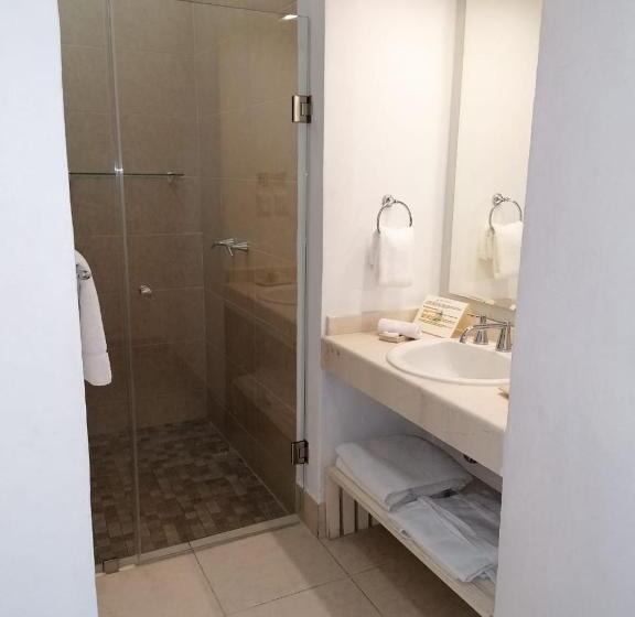 هتل La Catrina De Alcala