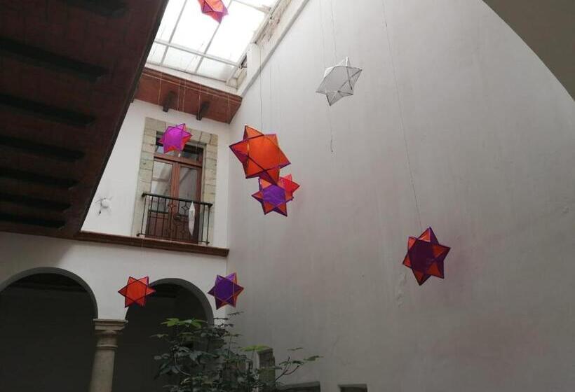 هتل La Catrina De Alcala