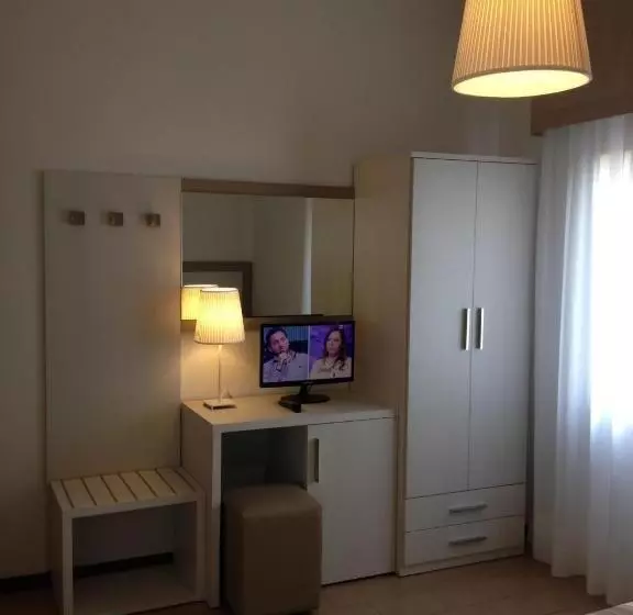 هتل Lucerna