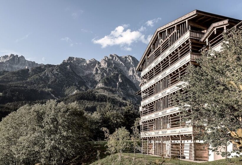 בית מלון כפרי Naturresort Puradies