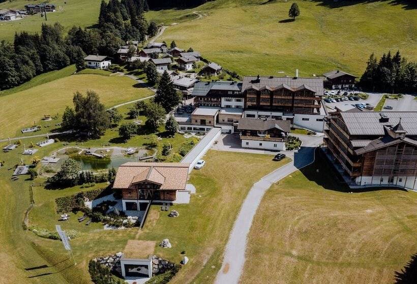 בית מלון כפרי Naturresort Puradies