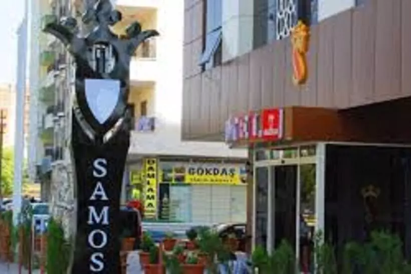 ホテル Samos