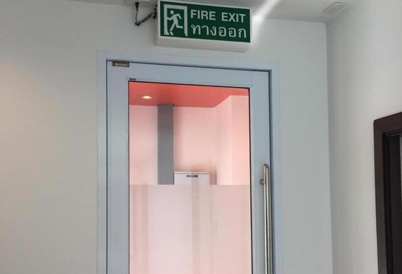 Отель The Grace Residence