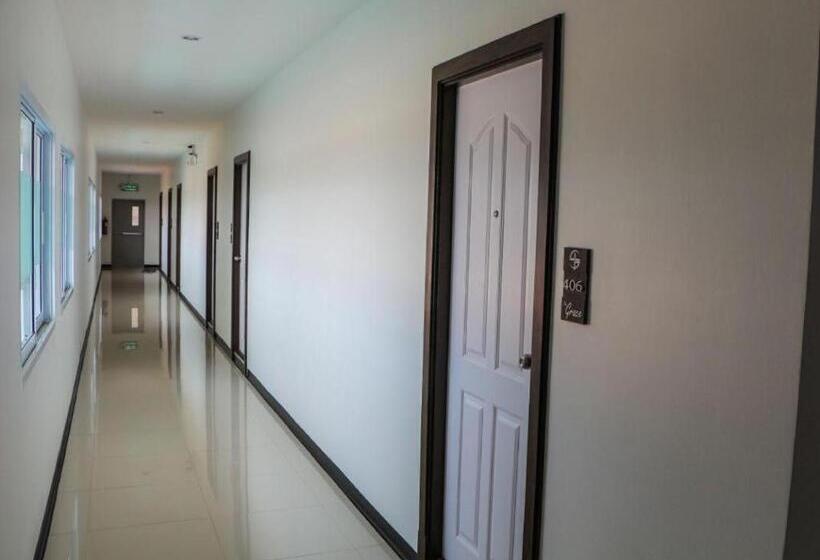 Отель The Grace Residence