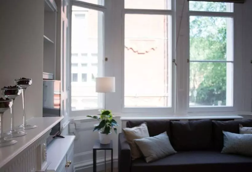 Luxton Homes Knightsbridge