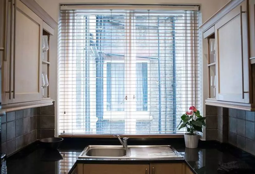 Luxton Homes Knightsbridge