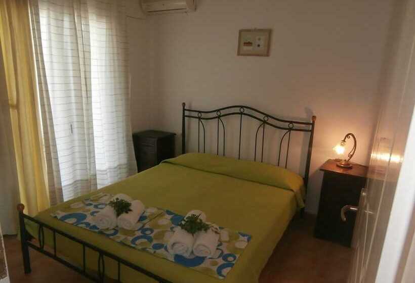 Pansion Porto Tsi Ostrias