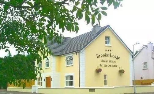 ペンション Brooke Lodge Guesthouse