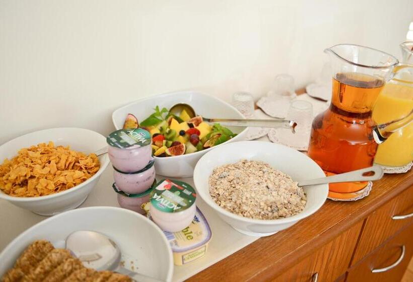 펜션 Brooke Lodge Guesthouse