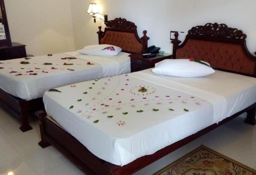 Pensão Centauria City