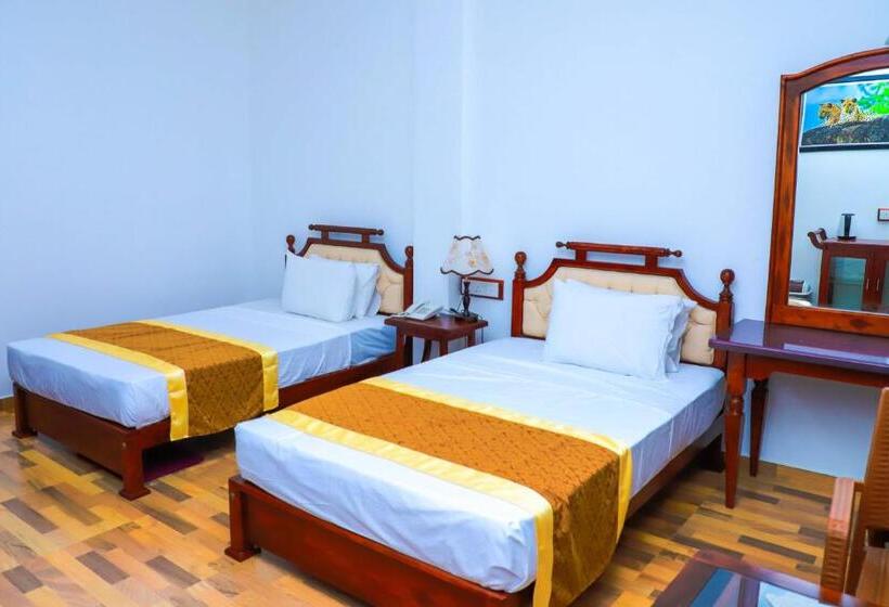 Pensão Centauria City