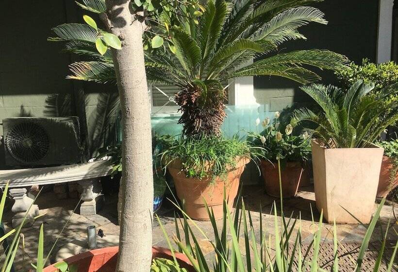 Pension Gordons Guest House