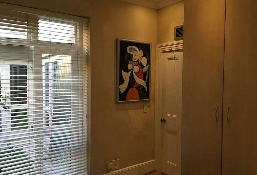 Pension Gordons Guest House