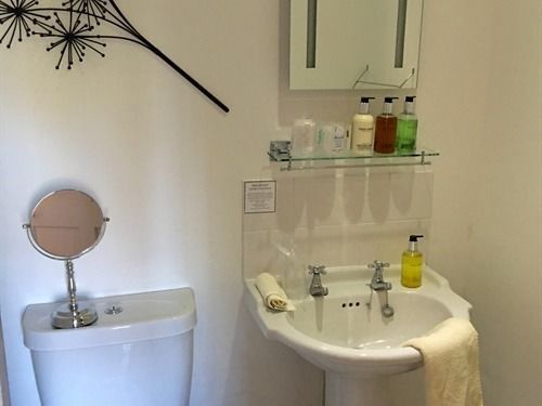 膳宿费 Meadow View