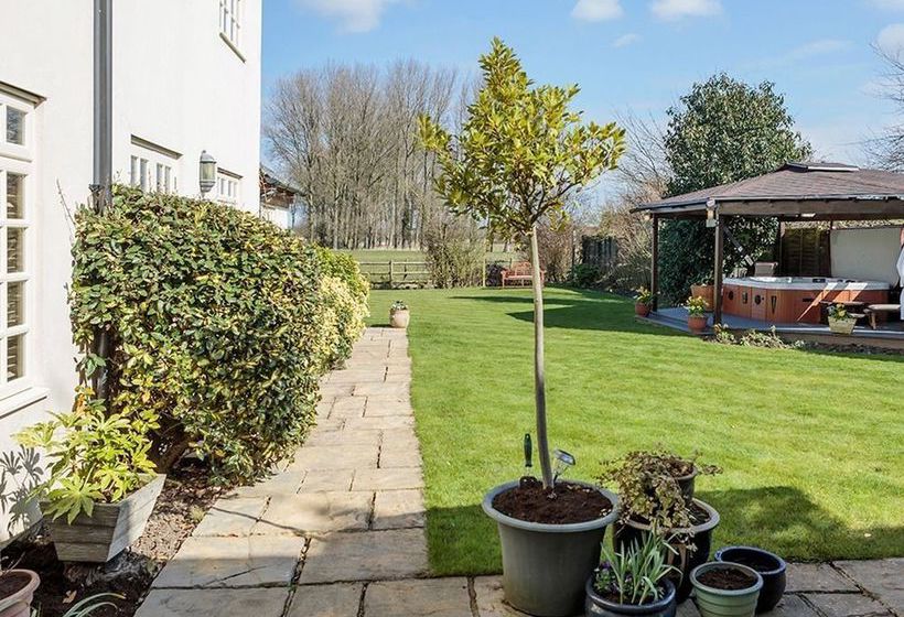 膳宿费 Meadow View