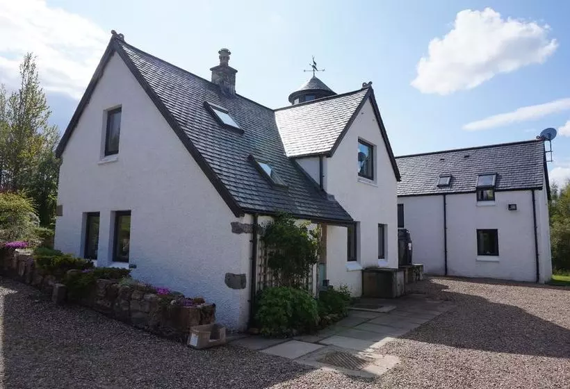 ペンション Stronavaich Cairngorm Guest House