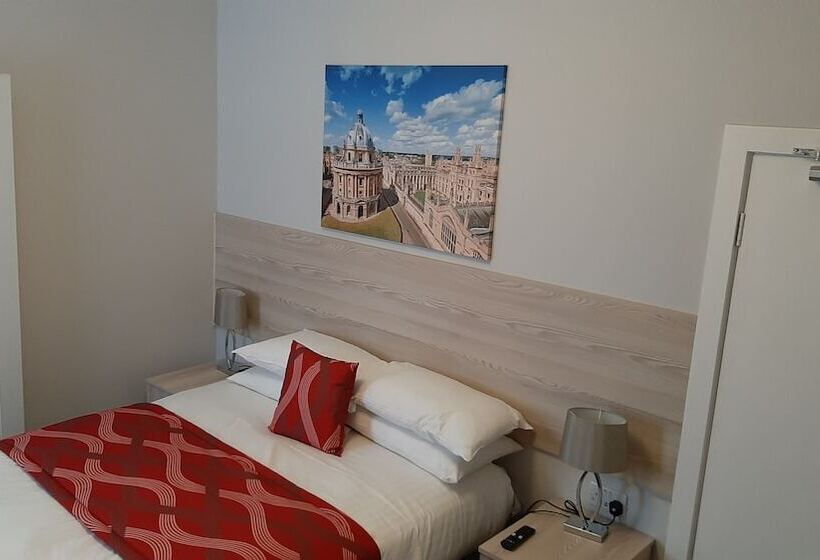 بنسيون The Sportsview Guest House