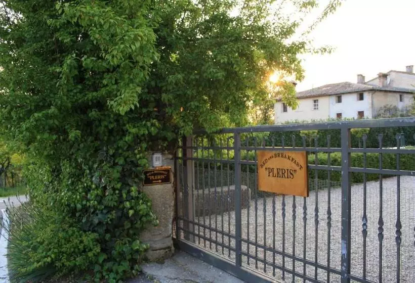 B&b Pleris