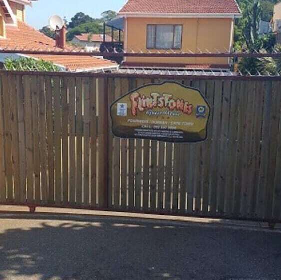 ベッドアンドブレックファースト Flintstones Guest House Durban