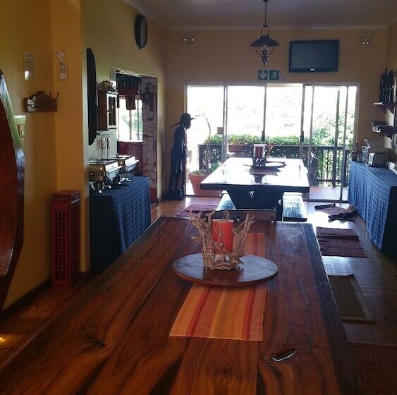 ベッドアンドブレックファースト Flintstones Guest House Durban