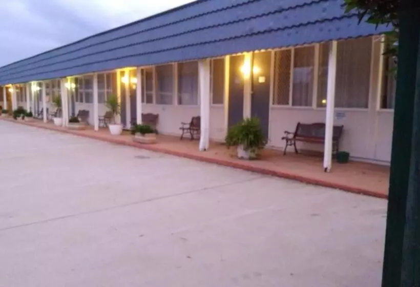 City Park Motel And Apartments