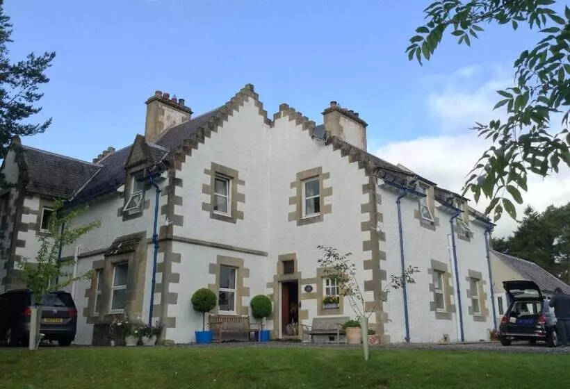 Dower House Newtonmore B&b