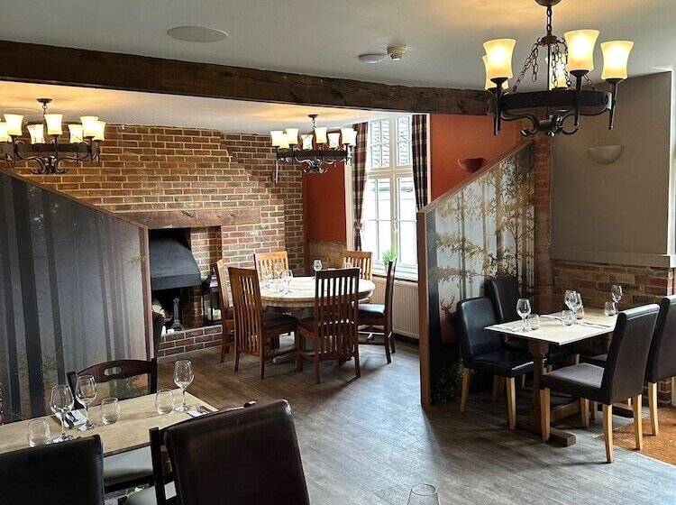 Отель The Ardingly Inn