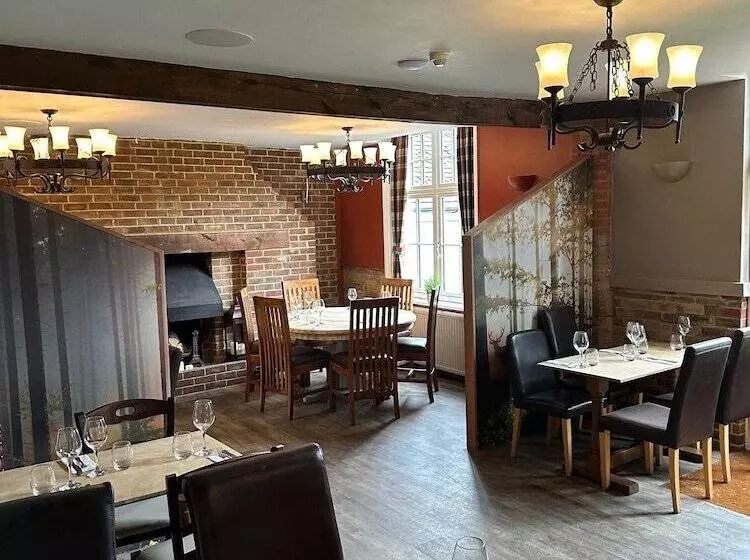 Hotelli The Ardingly Inn